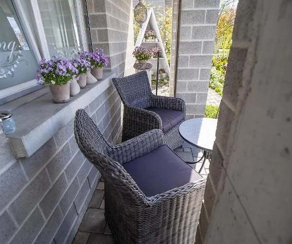 Alojamento de Acomodação e Pequeno-almoço Living... 3*