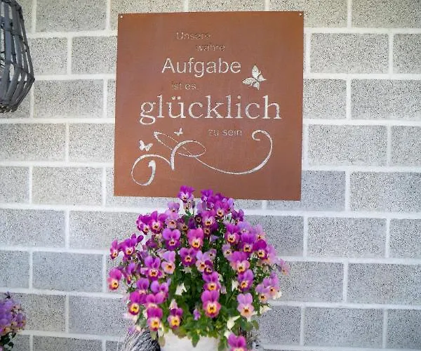 Panzió Living... 3*