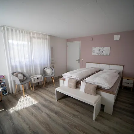 Bed & Breakfast Living...