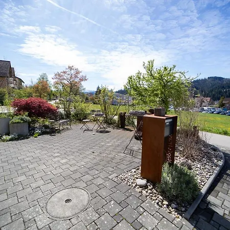 Living... Bed & Breakfast